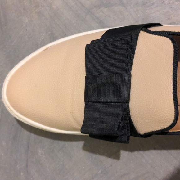 JustFab Bowtie Slip Ons - Picture 2 of 4